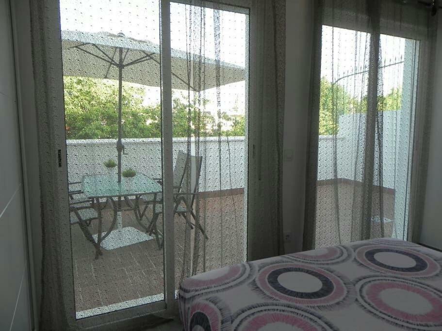 Atico Con Terraza En Alameda De Hercules Sevilla Eksteriør bilde